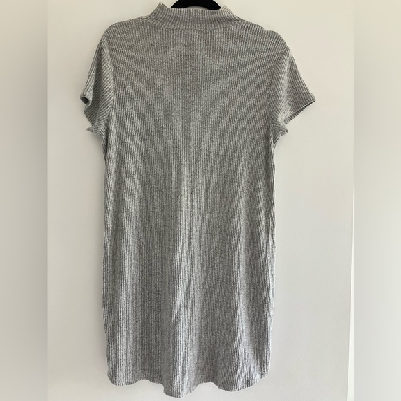Garage Mock Neck Dress Light Grey Size L - Picture 3 of 6